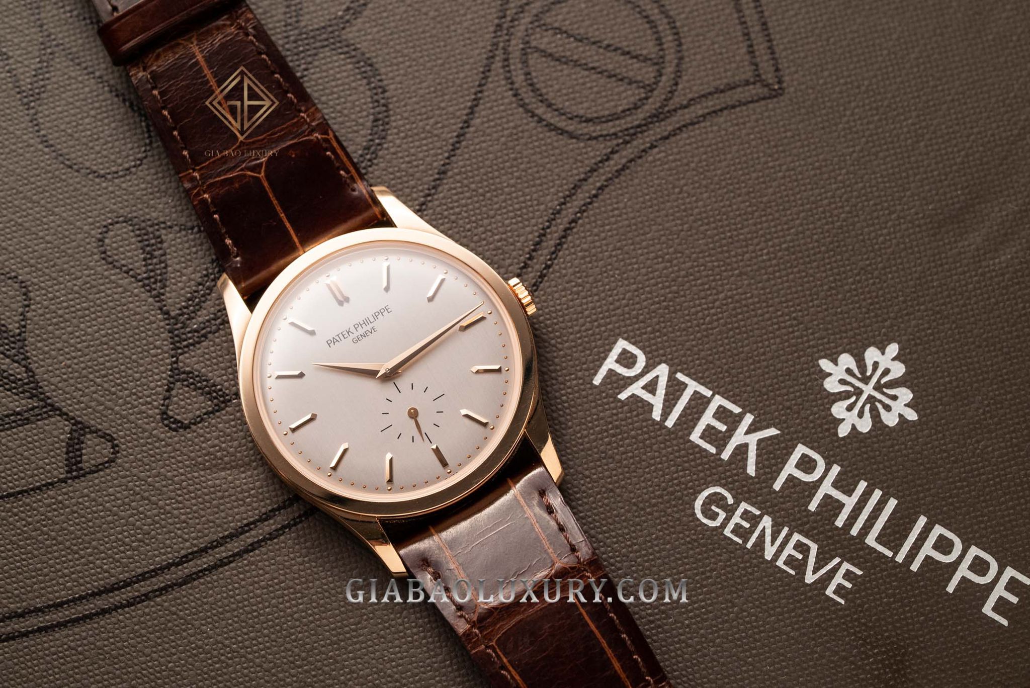 Thu mua đồng hồ Patek Philippe Calatrava chính hãng