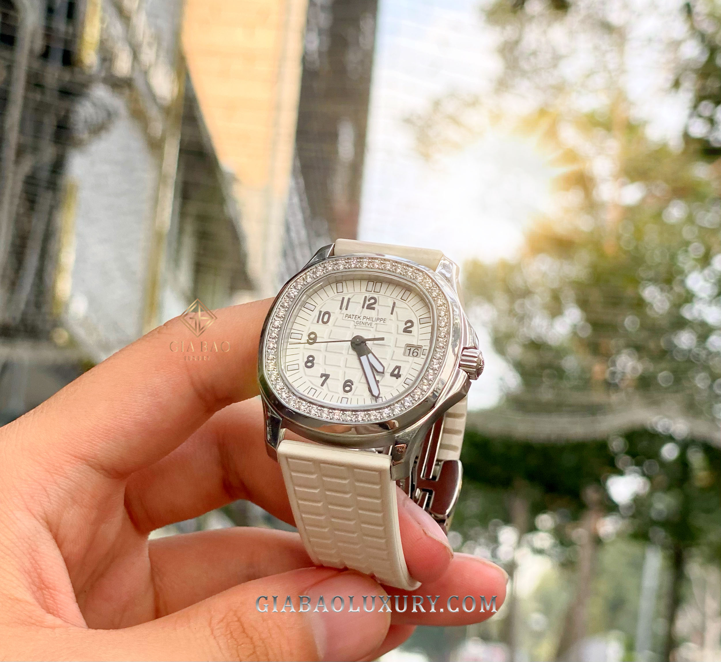 Gia Bảo Luxury kinh doanh đồng hồ  Patek Philippe Aquanaut 5067A-024 chính hãng uy tín số 1 Việt Nam